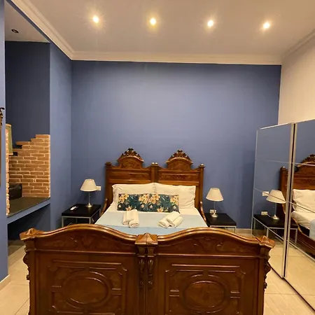 Casa Ferdinando * Naples